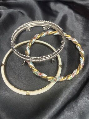 Twisted Cloisonné + White + Silver Bangle  Bracelet Set - Women Jewelry